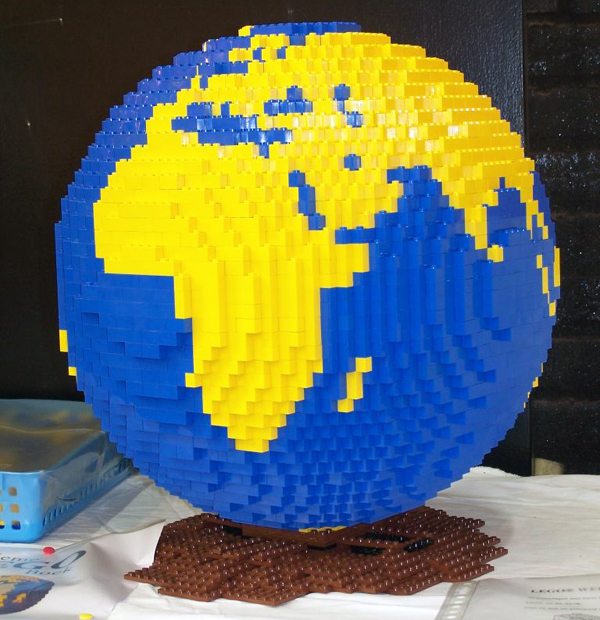 bglobe33.jpg