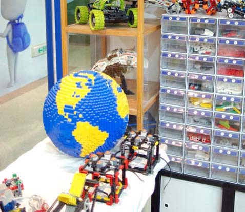 bglobe48.jpg