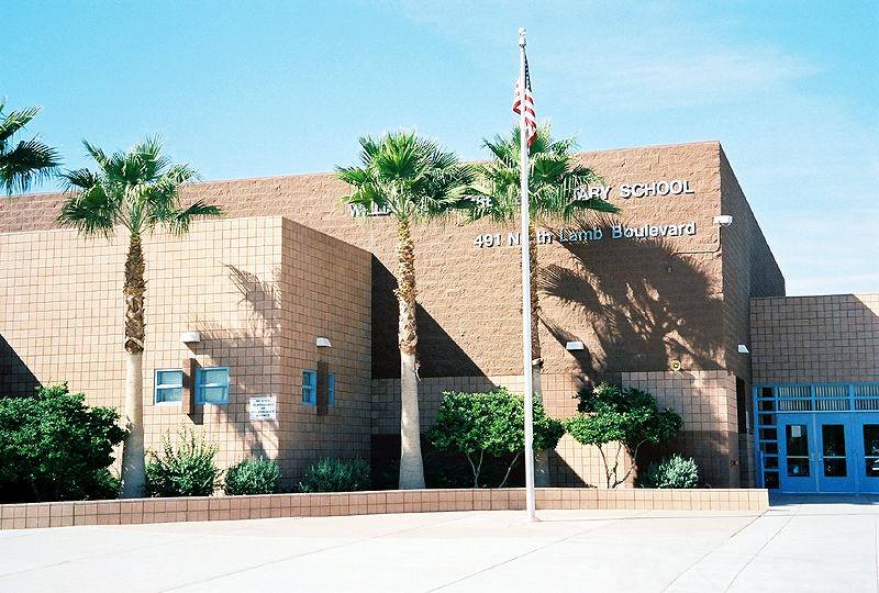 school03.jpg