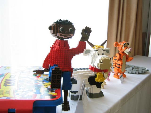 82_oli_sculptures.jpg