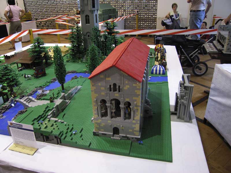 045b_albironas-halle.jpg