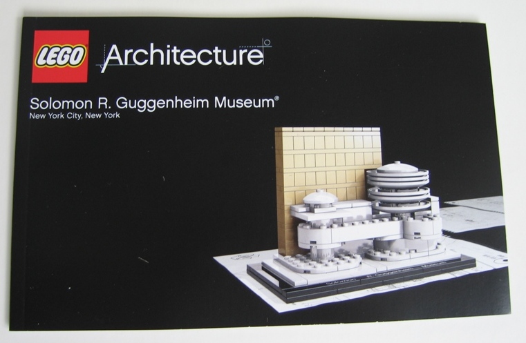 lego_21004_guggenheim_museum_08.jpg
