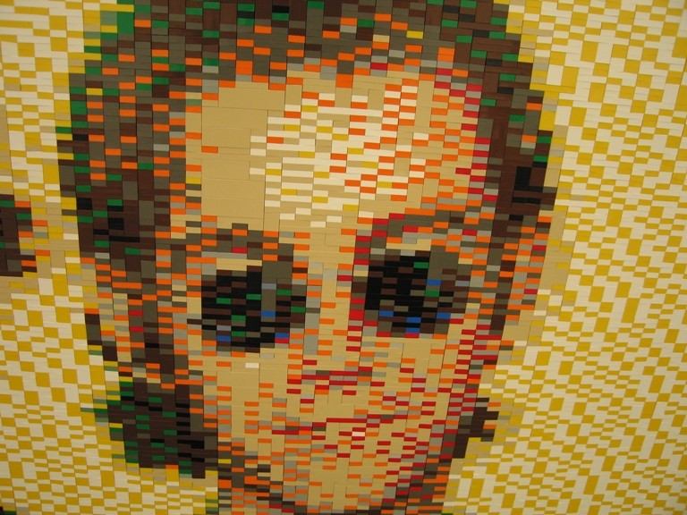 047_lego_75_years.jpg