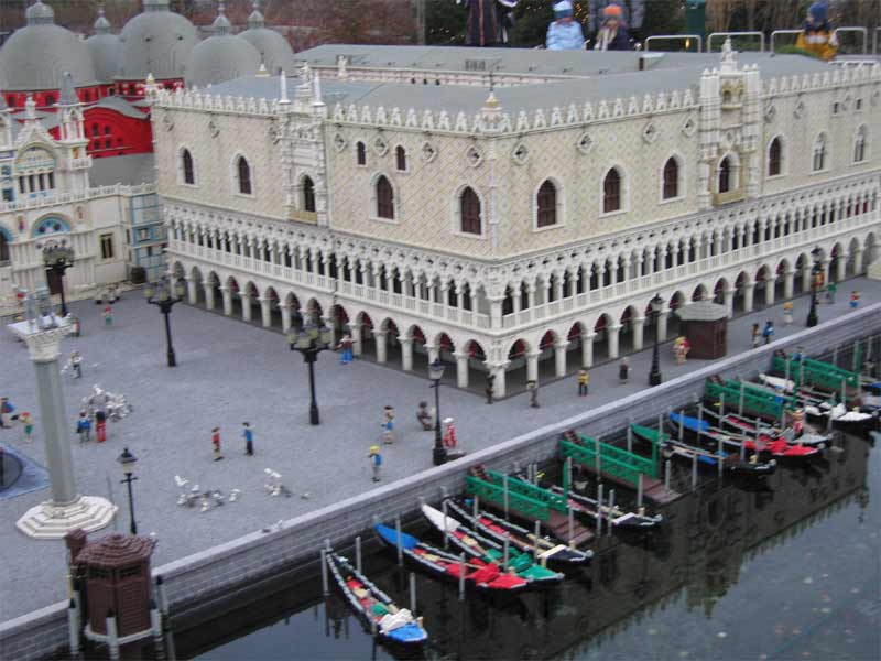 007_legoland_venice.jpg