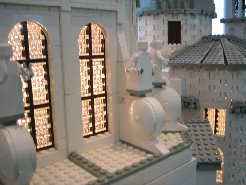 020_santa_maria_illuminated.jpg