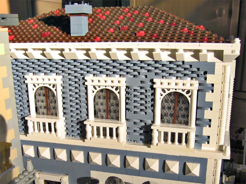019_venice_blue_house.jpg