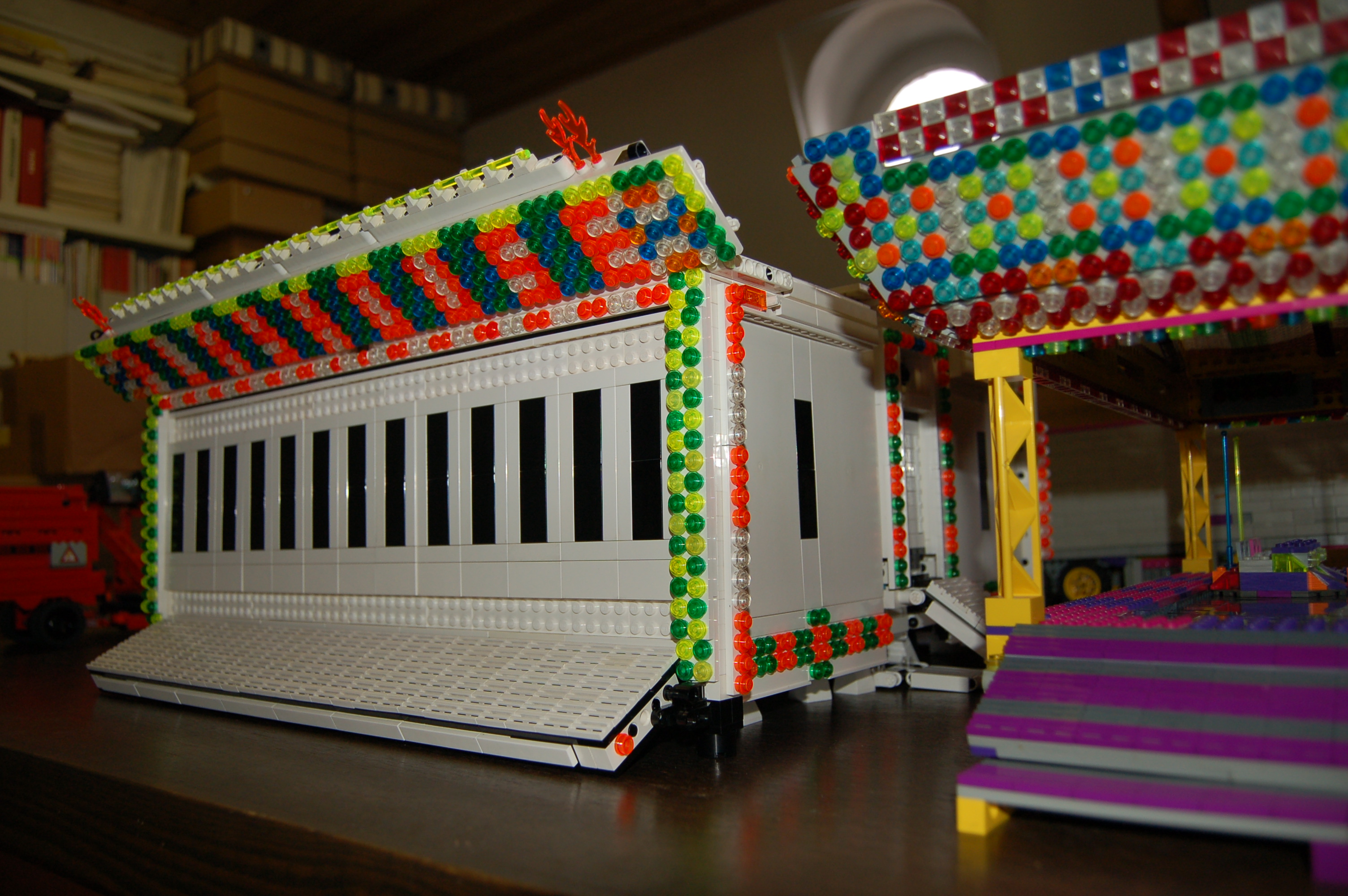 playhouse_001.jpg