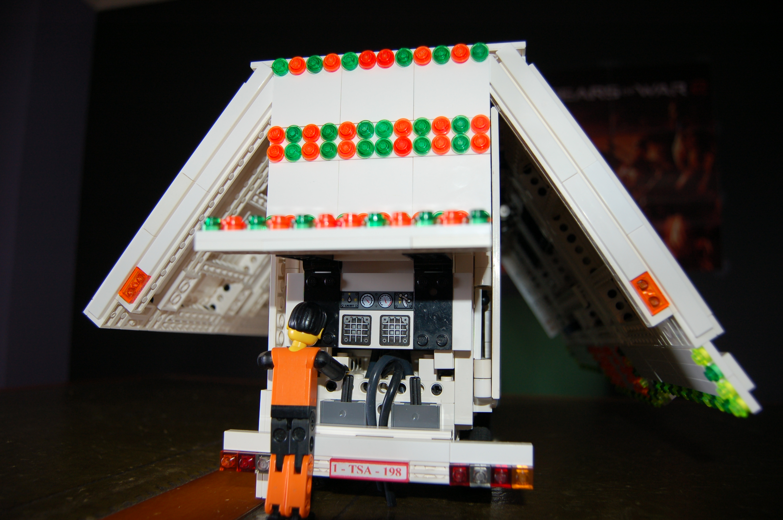 ppplayhouse_001.jpg