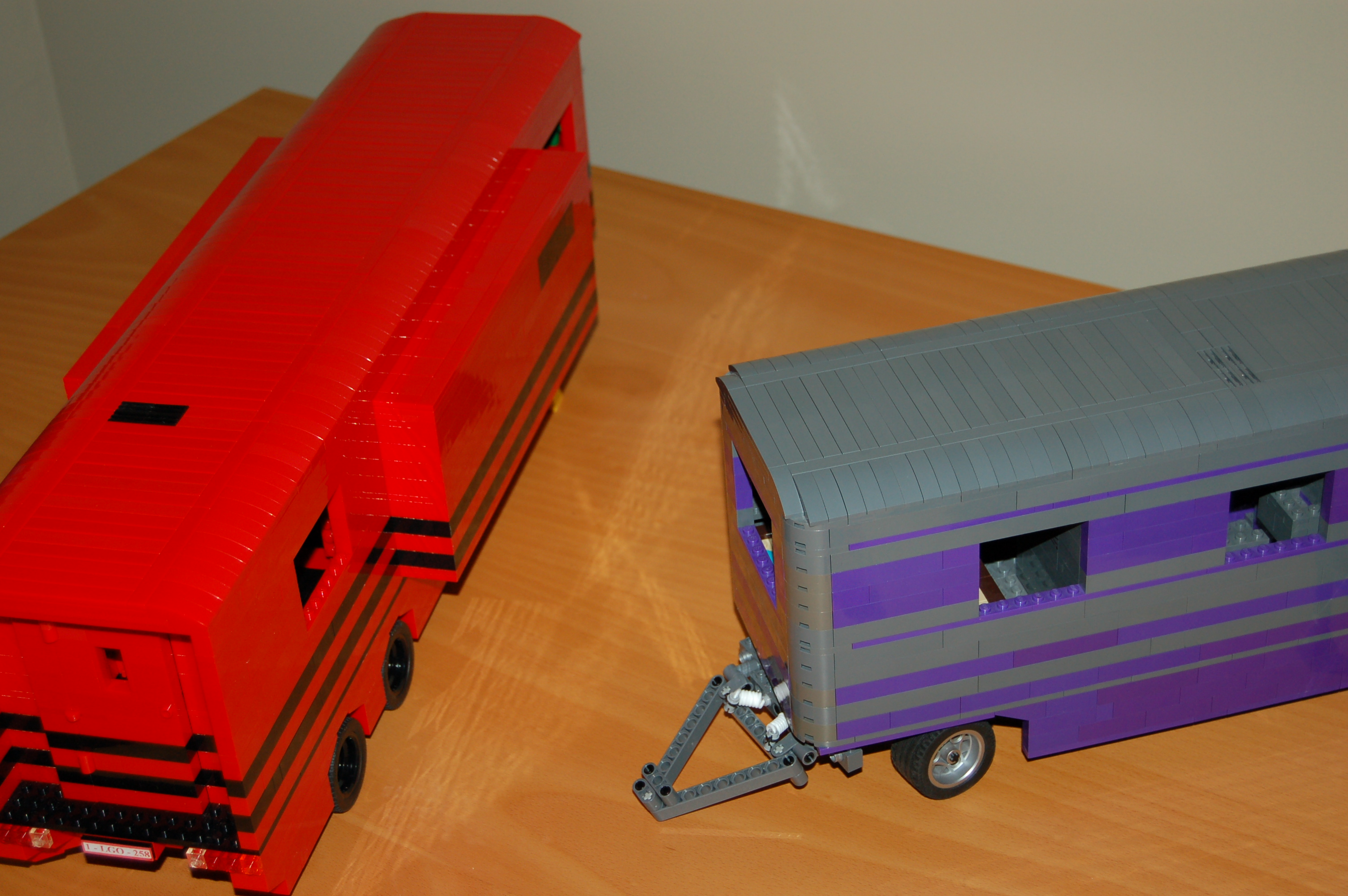 trailer_caravan_008.jpg