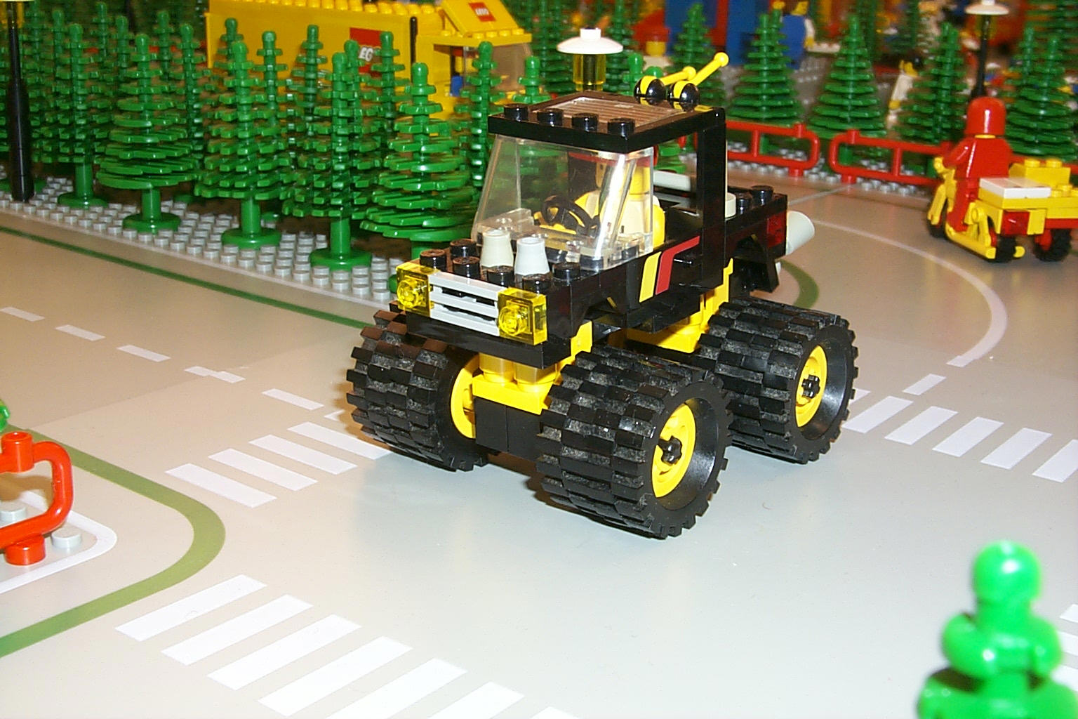 classictown0106.jpg