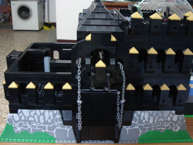 castle_gate-unfinished_113.jpg
