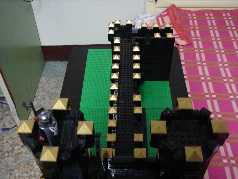 castle_gate-unfinished_133.jpg