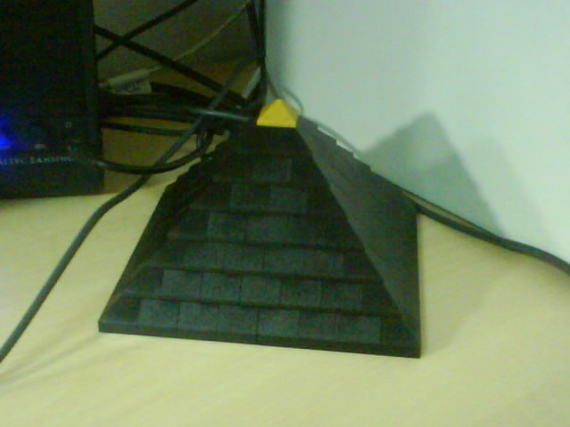 pyramid_01.jpg