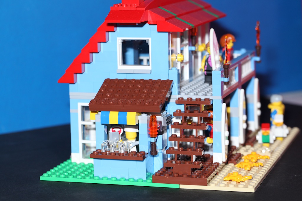 moc7346seasidehouse-03.jpg