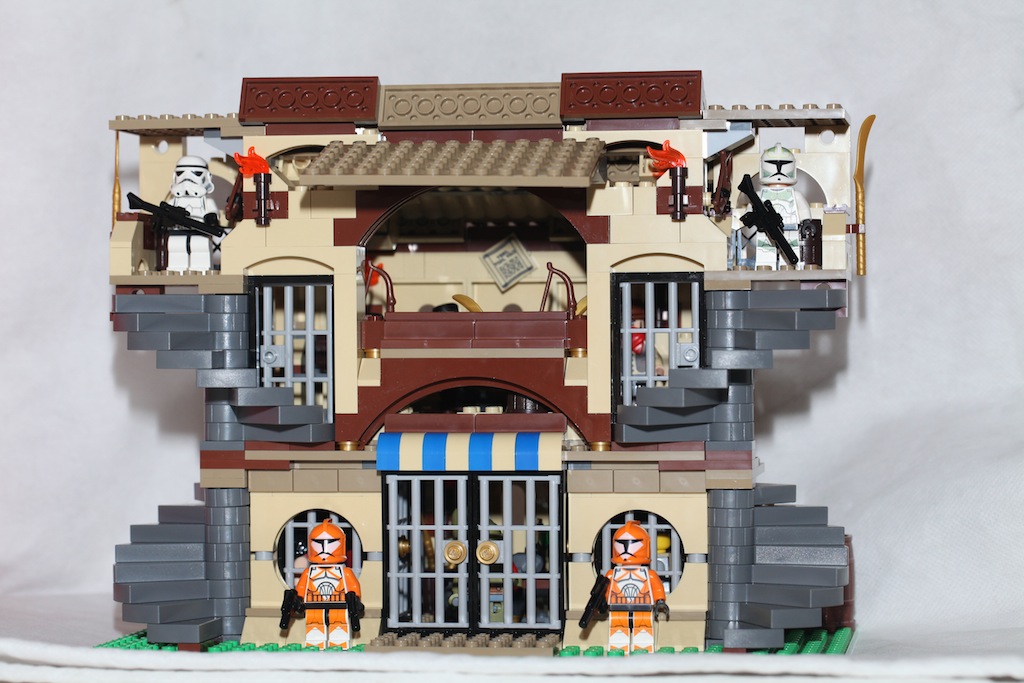 moc79004prison-01.jpg