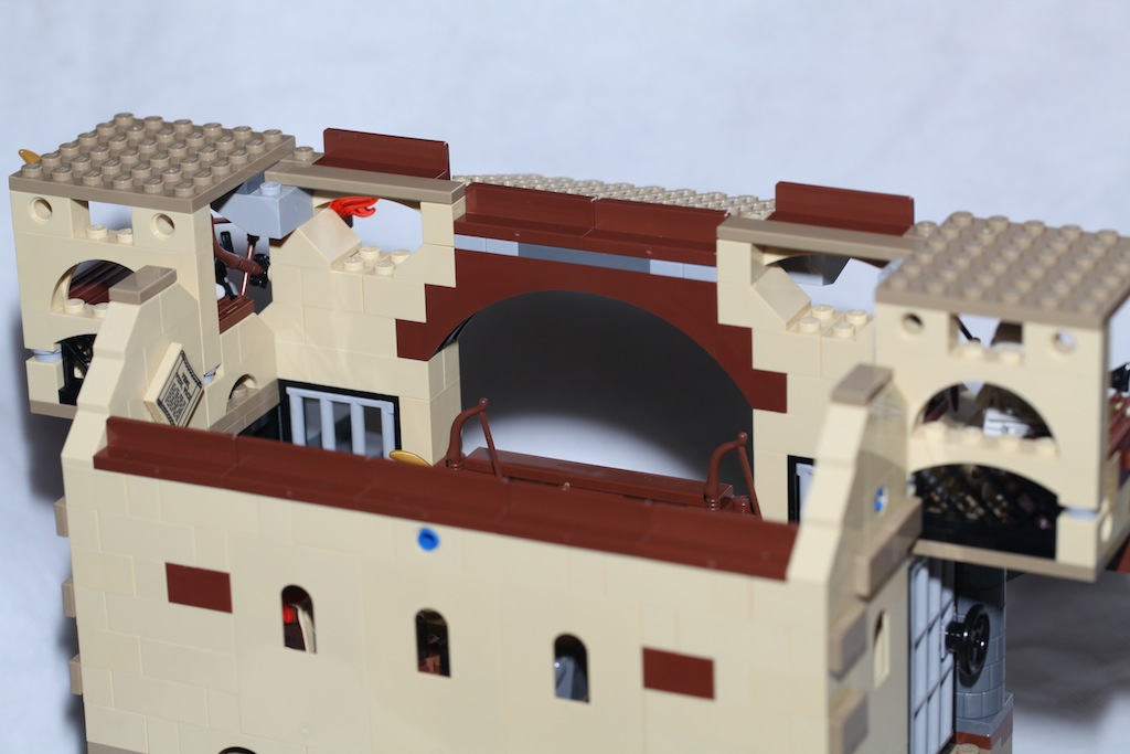 moc79004prison-12.jpg