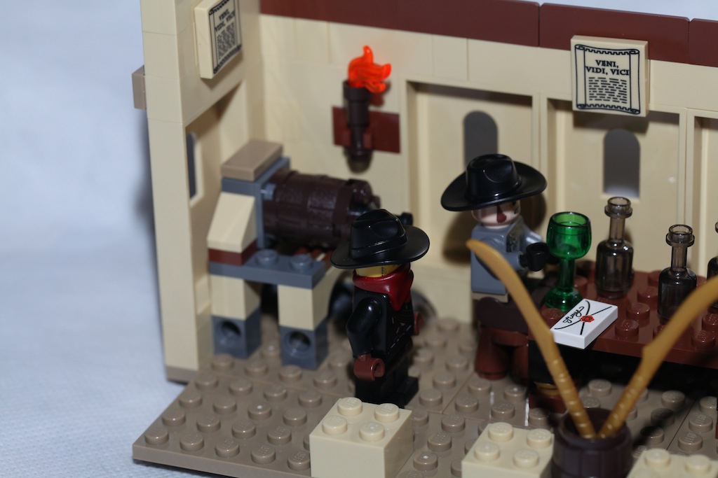 moc79004prison-19.jpg