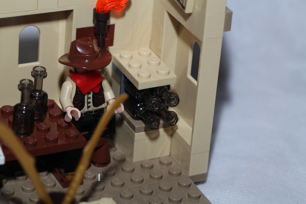 moc79004prison-20.jpg