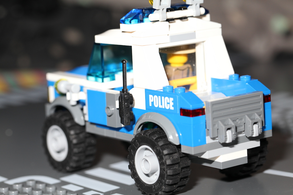 4438policetruck-05.jpg