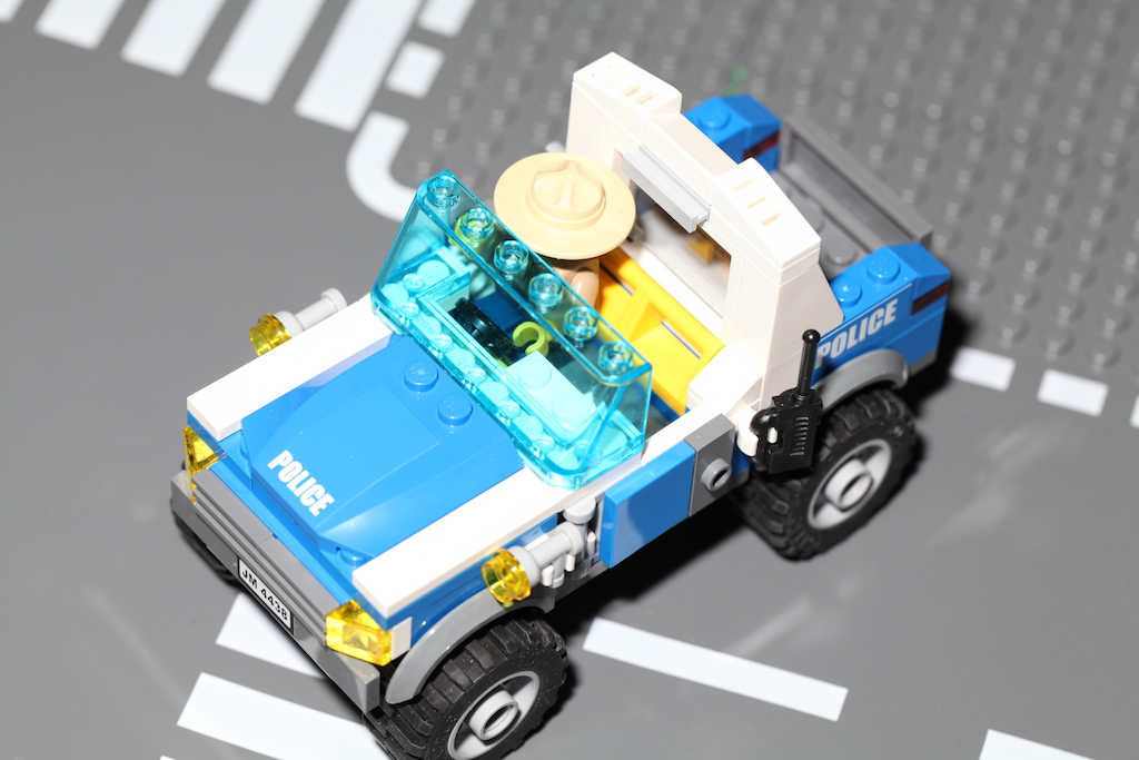 4438policetruck-09.jpg