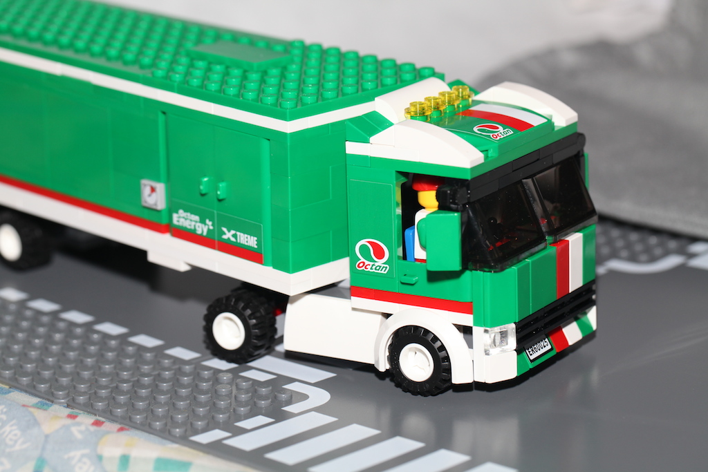60025grandprixtruck-03.jpg