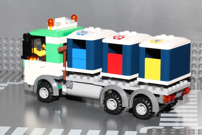moc4206recyclingtruck-03.jpg