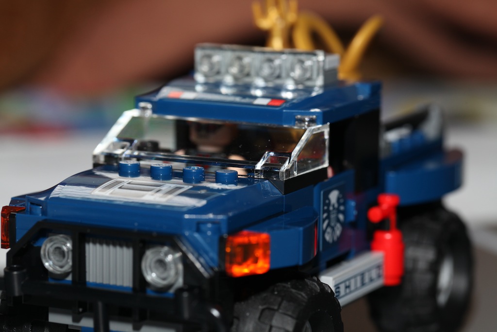 moc6867jeep-03.jpg