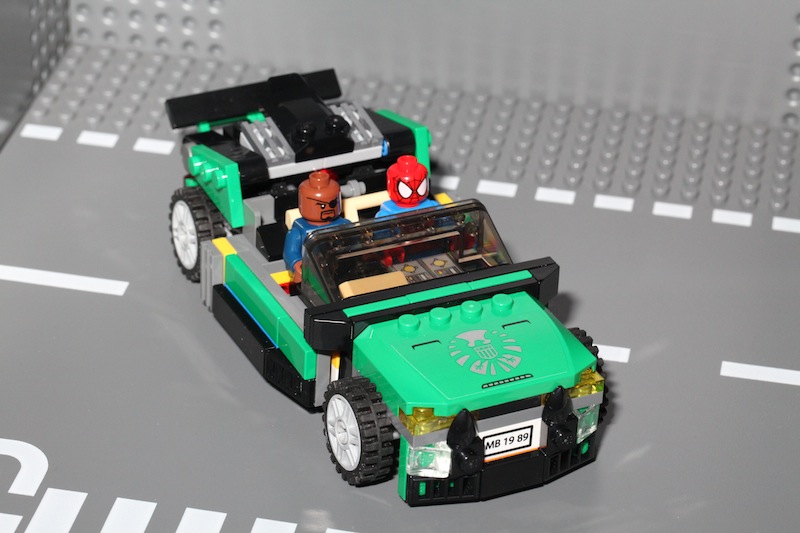 moc76004car-04.jpg