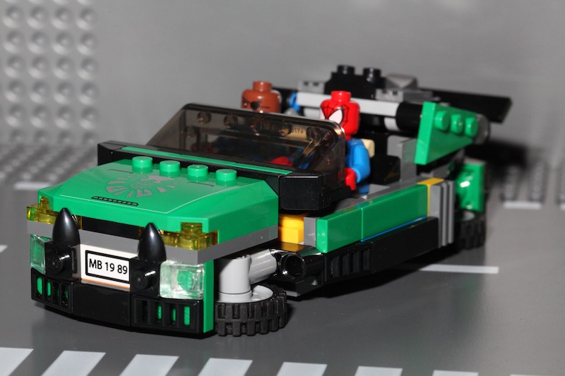 moc76004car-08.jpg