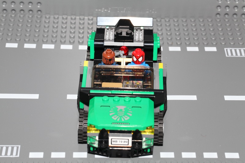 moc76004car-10.jpg