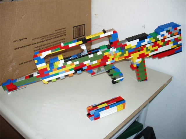 famas-v1.0-p13.jpg