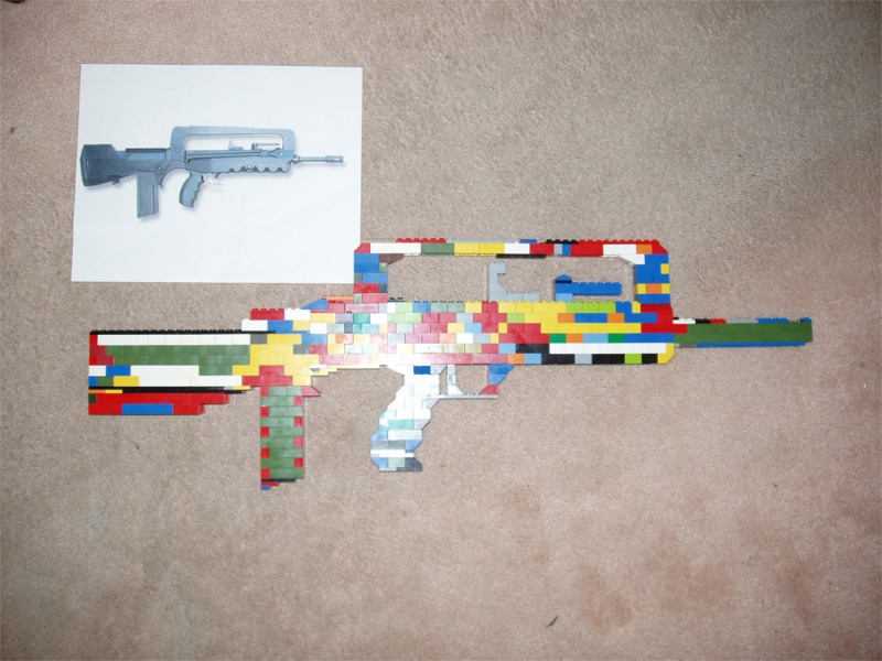 famas_-_06.jpg