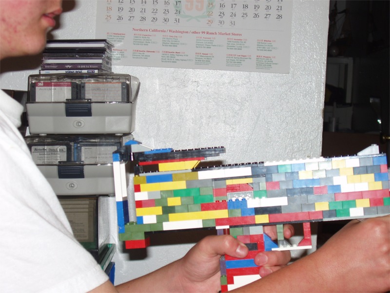 mac10_06.jpg