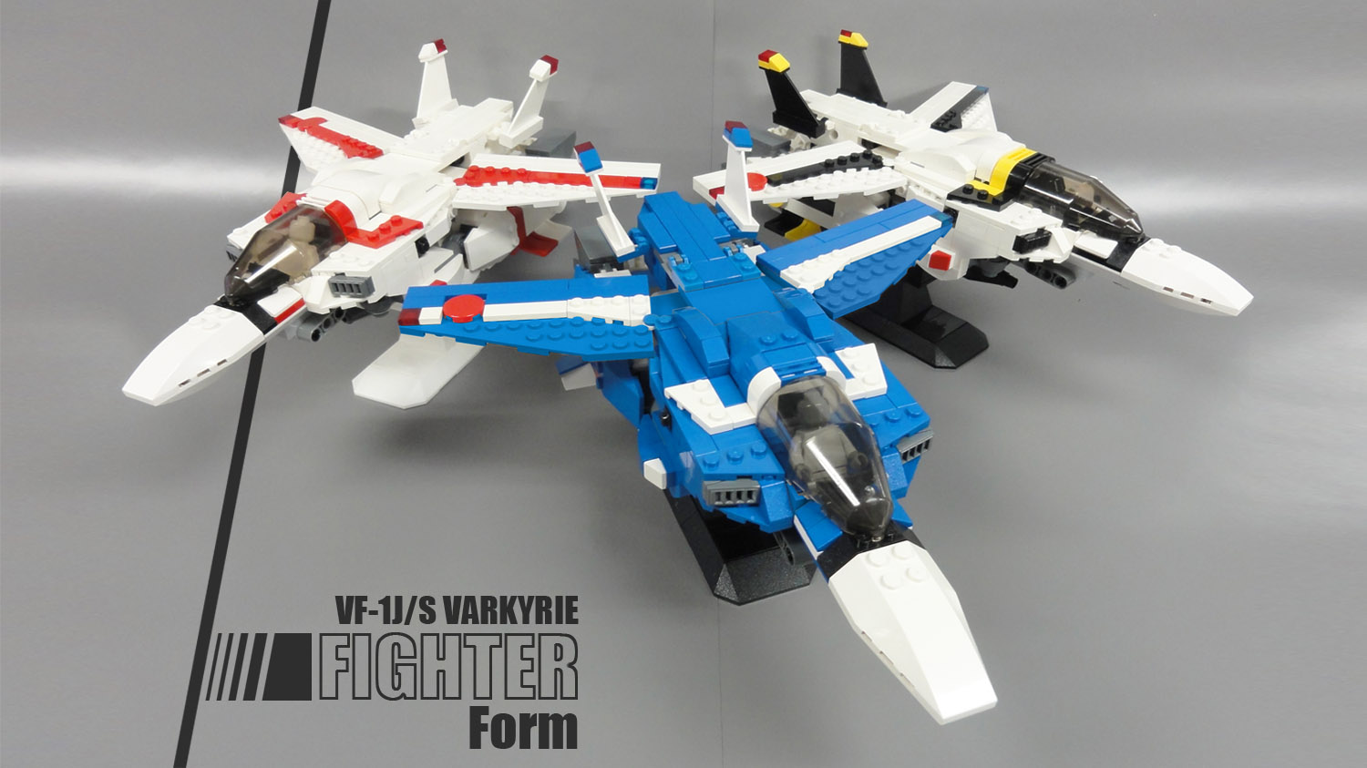 vf-1_valkyrie_max_3_fighters.jpg