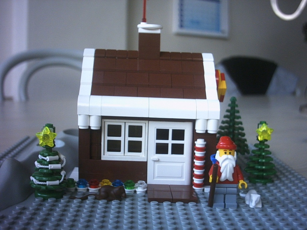 christmas_house.jpg