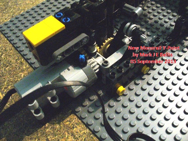 w_new_monorail_ypoint_mech1.jpg