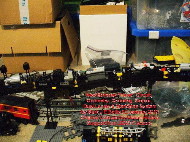 x_new_monorail_train_small_hill2.jpg