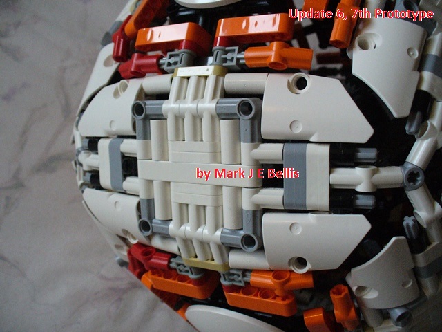 zt_m_bellis_bb-8_droid_p7-2.jpg
