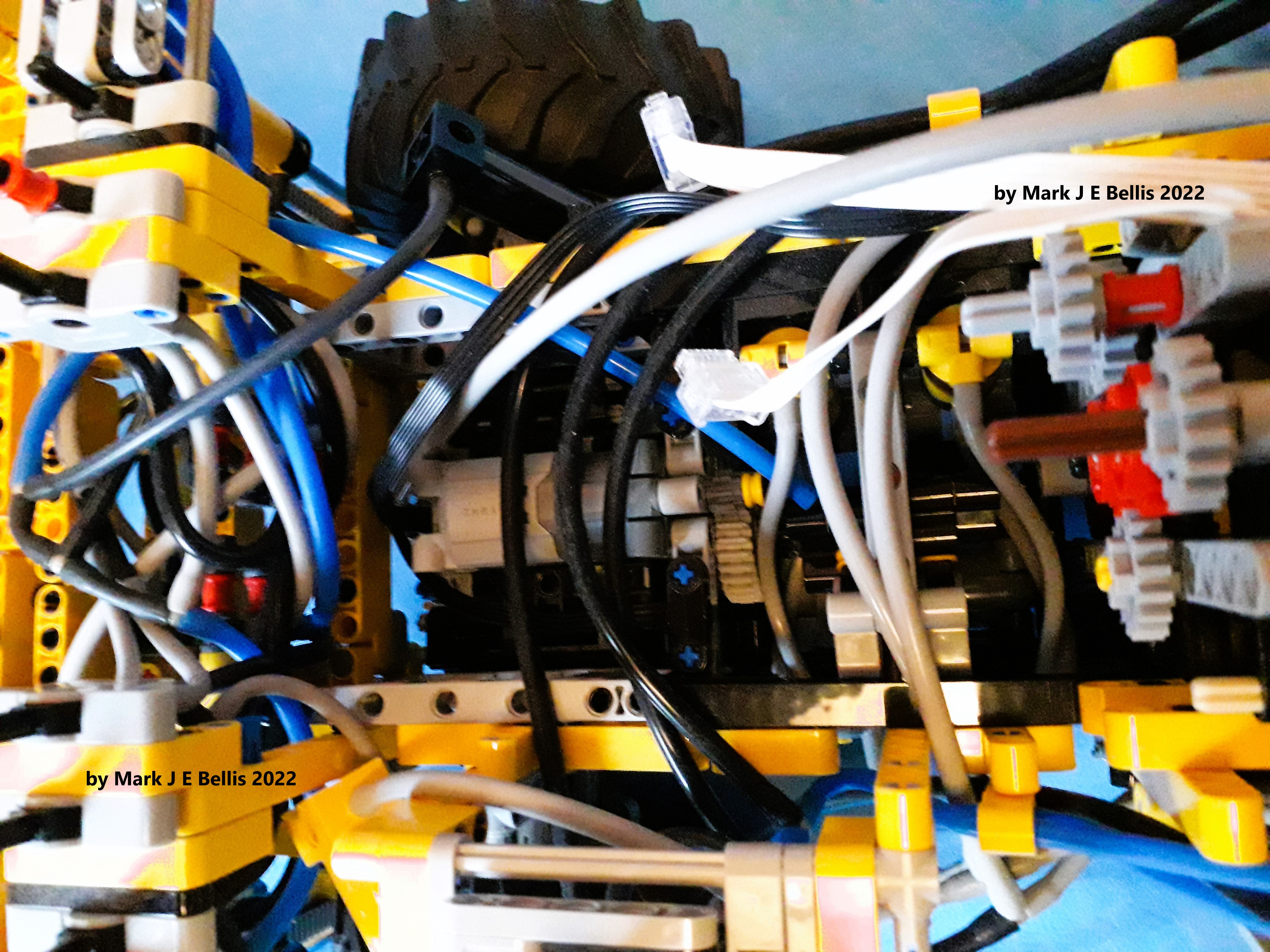 zjcb_3cx_compact_mbellis_wip13.jpg
