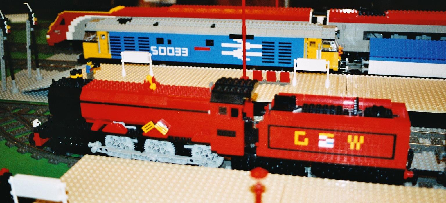 hogwarts_and_50_hull_nov04.jpg