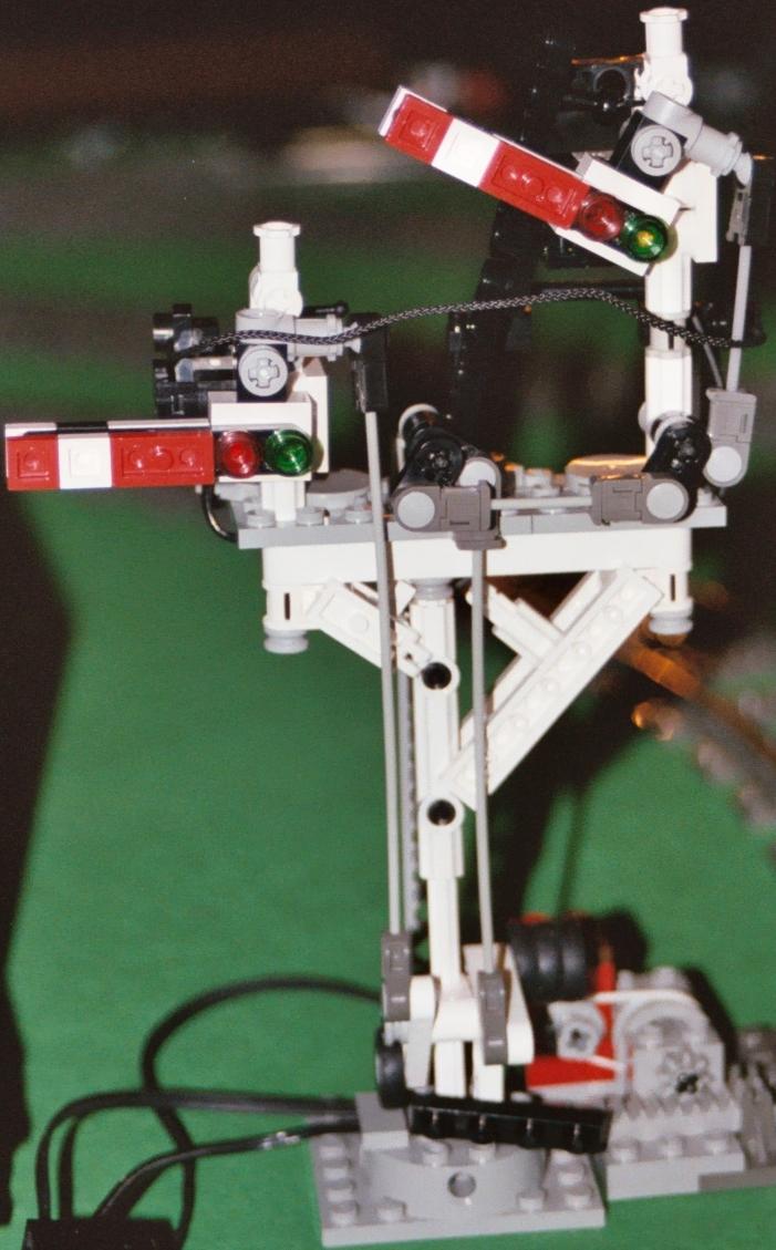 dbl_sem_sig_green_dby_2003.jpg