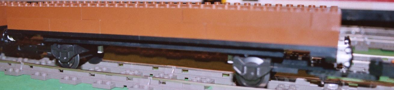 brown_tube_wagon_hull_nov_2004.jpg