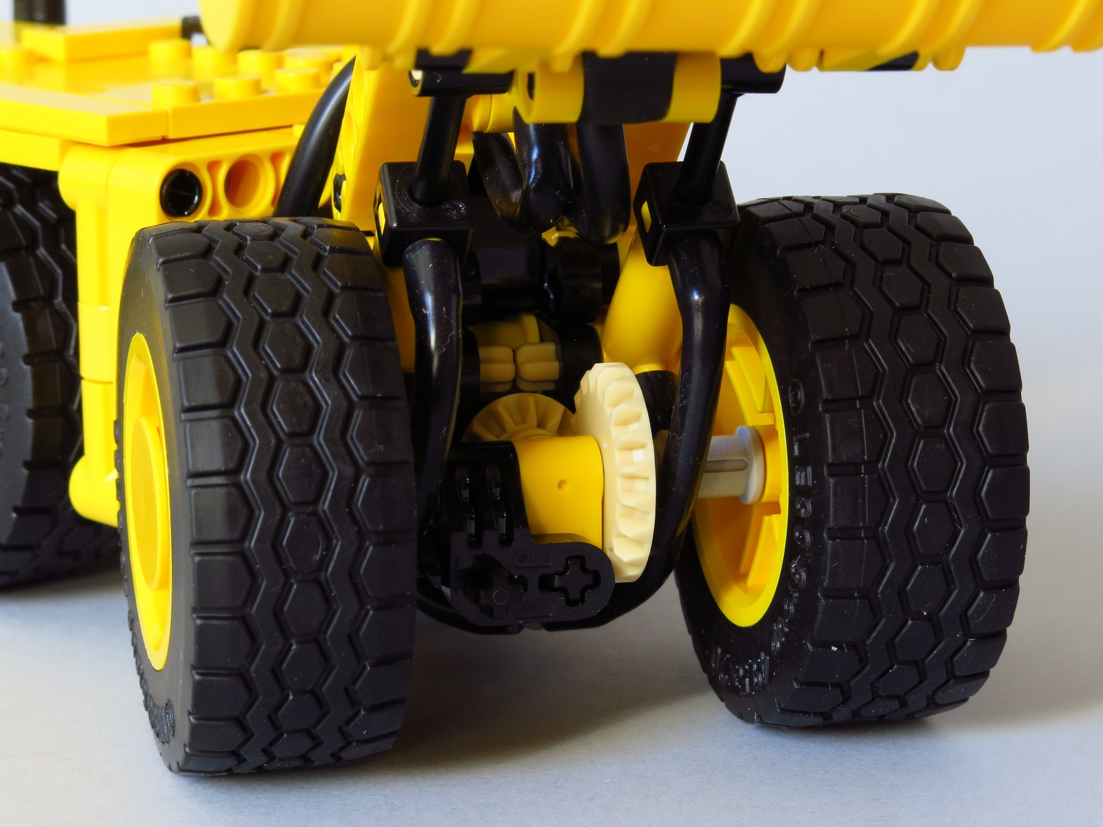 mini_underground_loader027_1600x1200.jpg