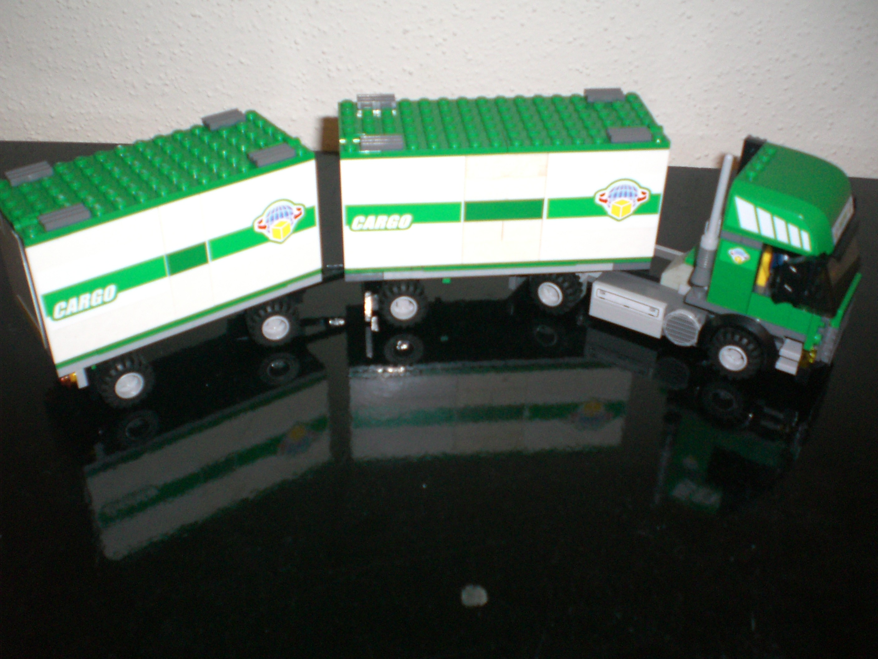lego_trucks_003.jpg