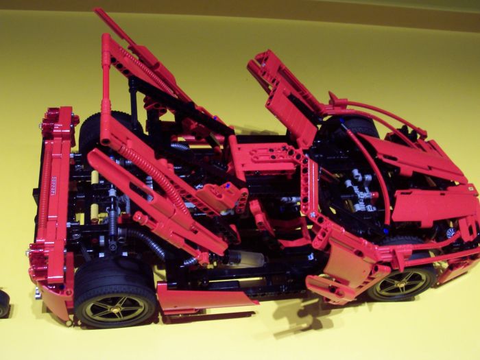 legoenzo1.jpg