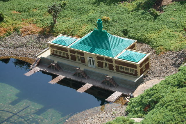 llca0448.jpg