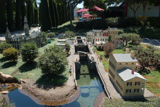 llca30019.jpg
