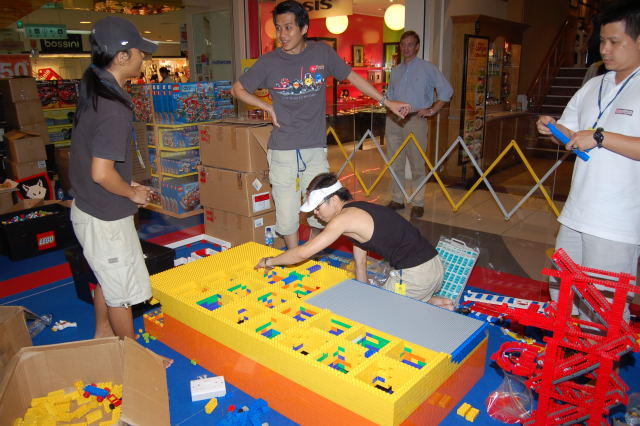 d50legoshow06070011.jpg