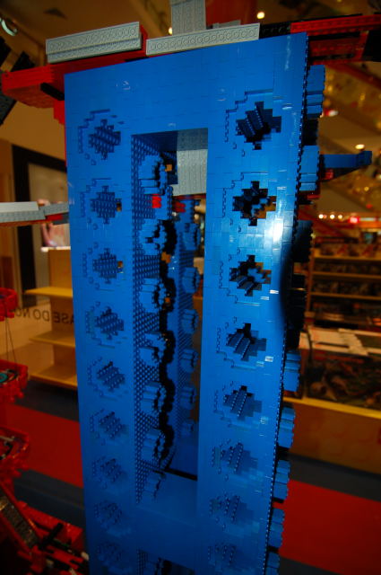 d50legoshow060720021.jpg