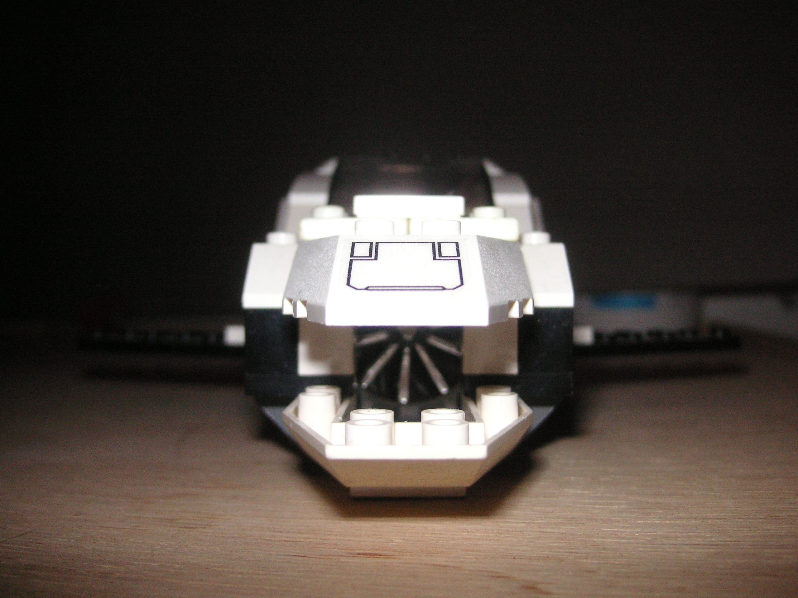 white_lightening_3.jpg